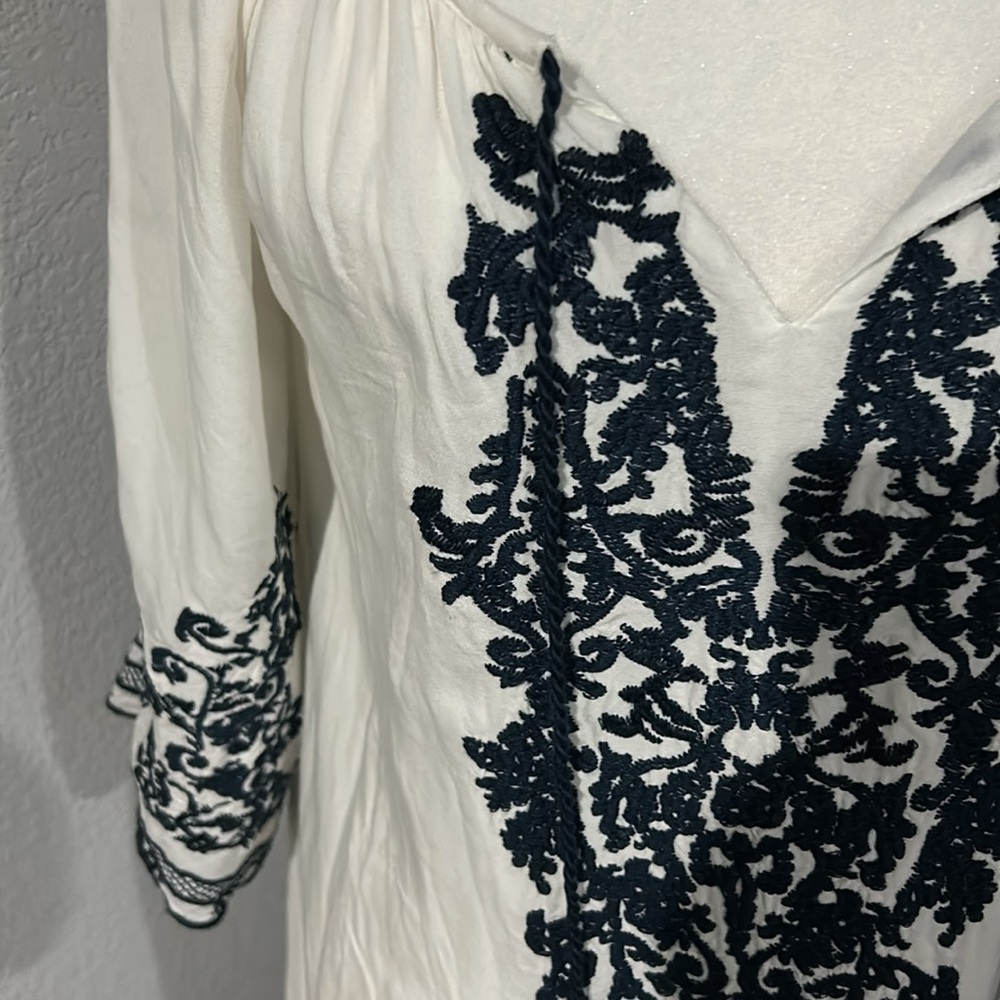 CC Chic Connection - Picture 3 of 10